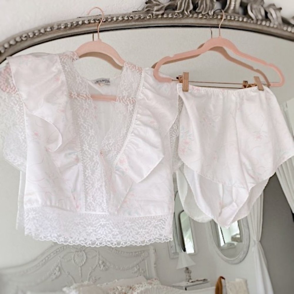 Lily of France White & Pale Pink Lace Trim Pajama Top and Shorts Set